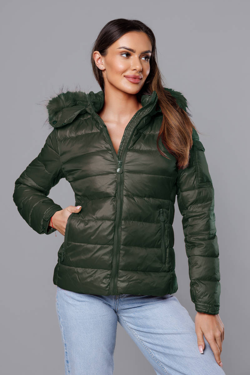 Krátká dámská zimní bunda v khaki barvě (YP-20129-6) odcienie zieleni M (38)
