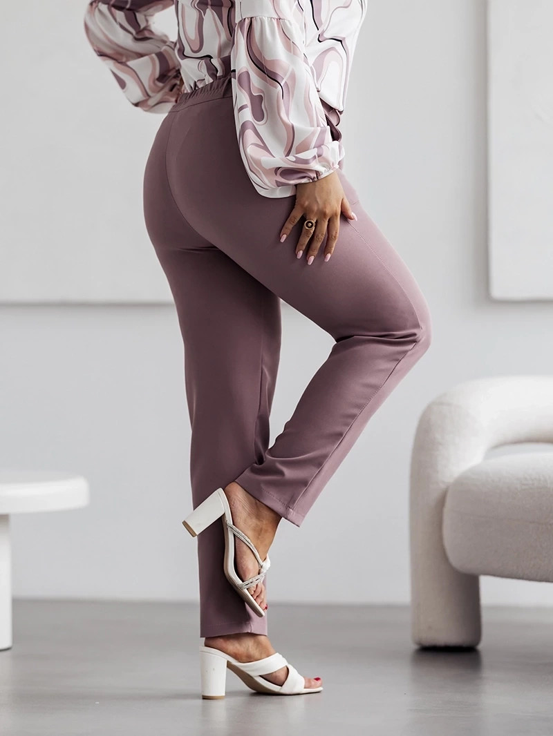 Elegantní dámské kalhoty plus size v barvě cappuccino (728) odstíny béžové 46