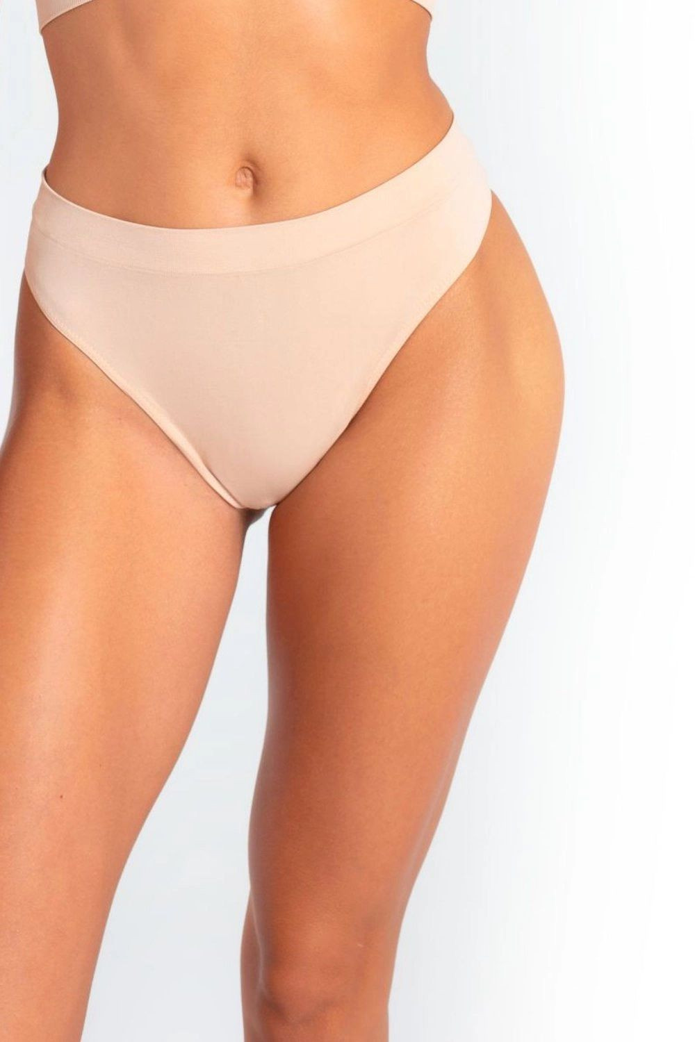 Dámská tanga 1648s Lili beige - GATTA tělová XL