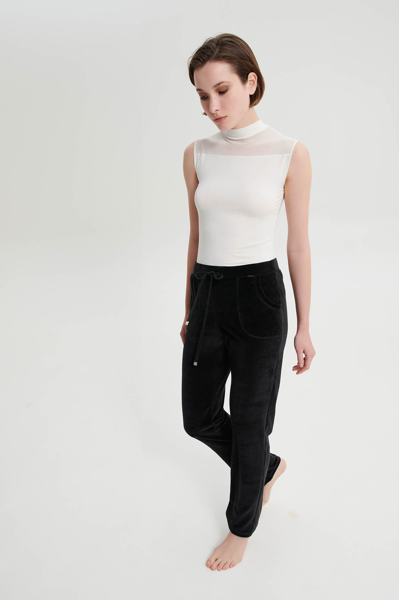 Vamp - Jednobarevné dámské kalhoty 19300 - Vamp black M