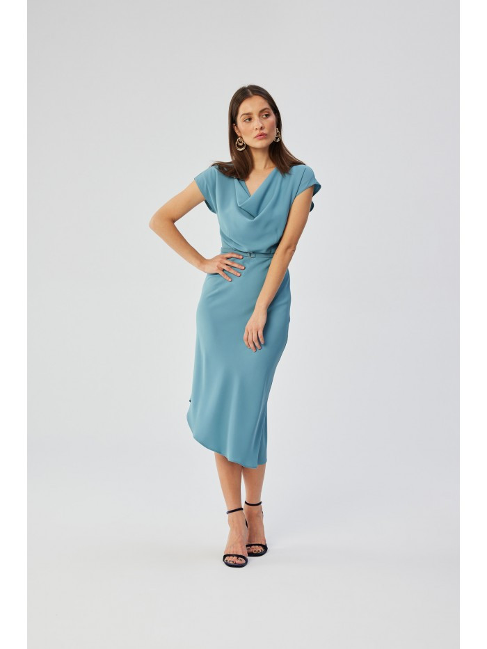 S362 Asymetrické pouzdrové šaty s výstřihem - nebesky modré EU M