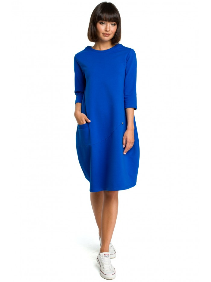 B083 Oversized šaty s přední kapsou - královská modř EU XL