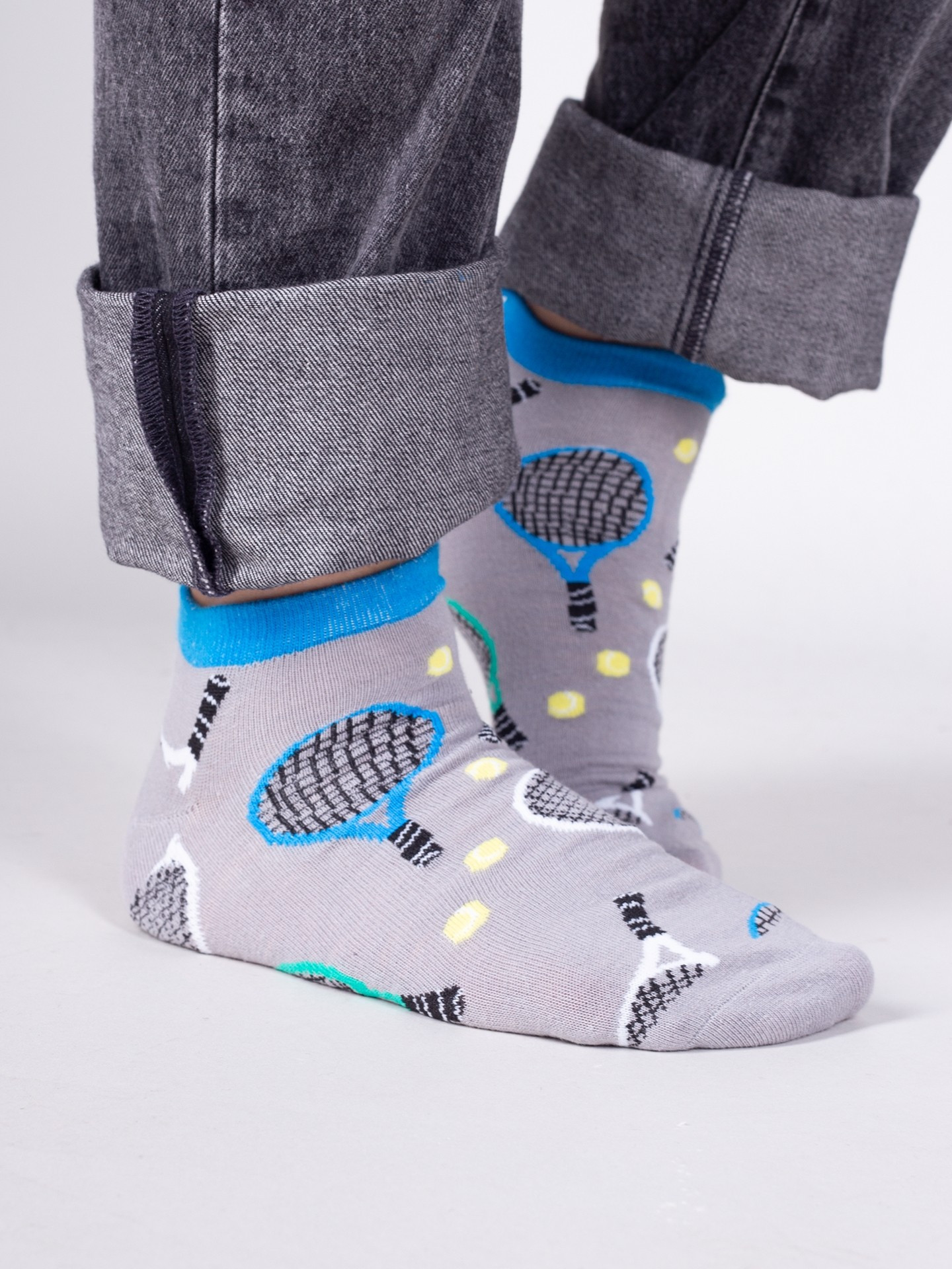 Yoclub Bavlněné ponožky Vzory Barvy SKS-0086F-B700 Grey 43-46