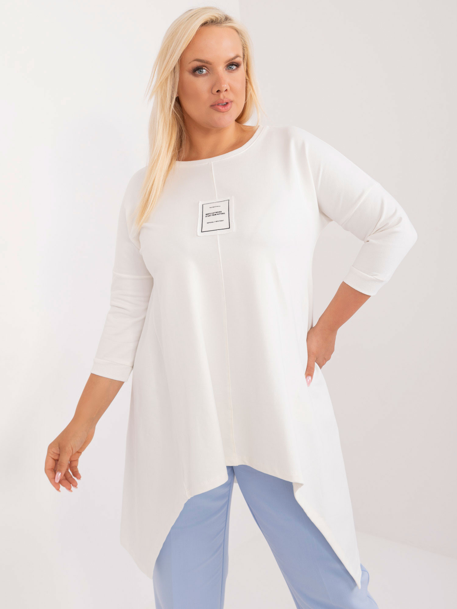 Ecru halenka z bavlny plus size s 3/4 rukávy Velikost: JEDNA VELIKOST