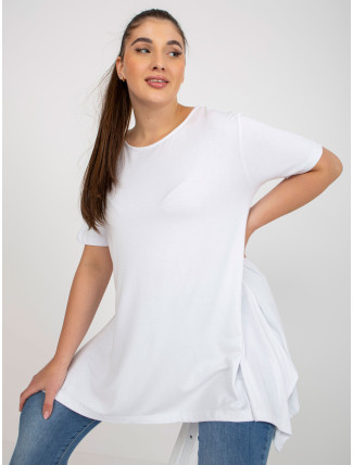 Obyčejná bílá halenka plus size s kulatým výstřihem