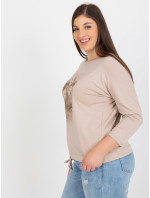 Dámská béžová halenka plus size s nášivkami