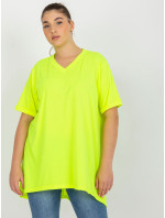 Fluo žlutá hladká halenka plus size s výstřihem