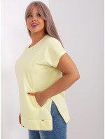 Světle žlutá halenka plus size s kapsami