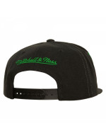 Kšiltovka Mitchell & Ness Varsity Bust Snapback Boston Celtics HHSS6461-BCEYYPPPBLCK