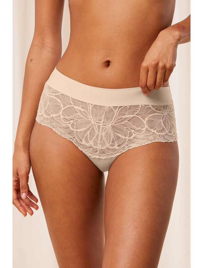 Triumph 10219748 Body Make-Up Illusion Lace Shorty kolor:00nz-nude beige