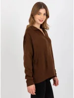 Tmavě hnědý hladký oversize svetr s límečkem